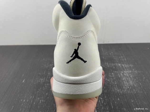Jordan “Sail” FN7405-100  5  SE Air 0801